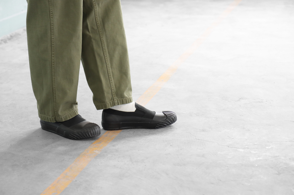 21FW_ALWSLIPON_style2